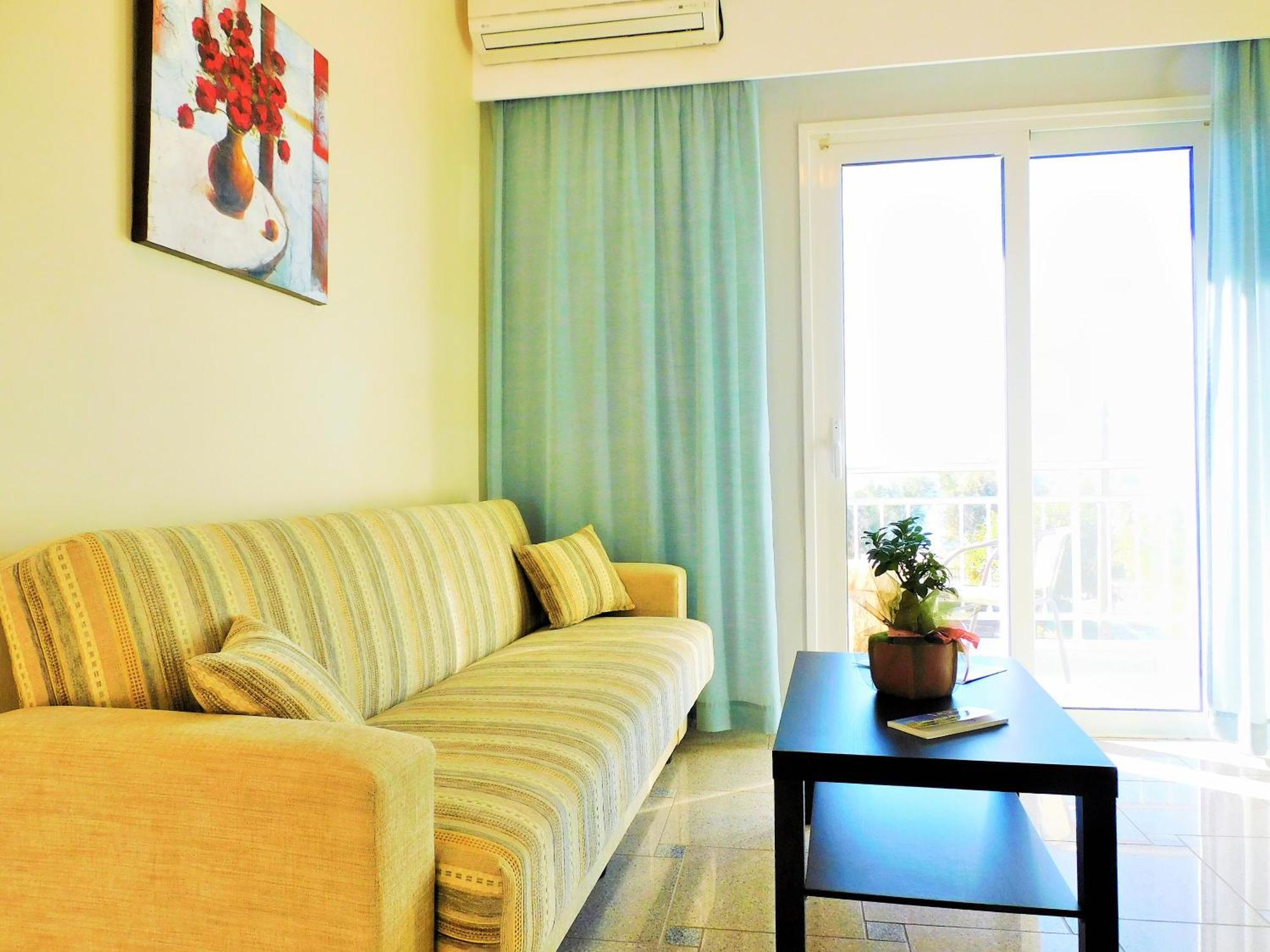 Arisvi All Seasons Hotel Skala Kallonis Exterior photo